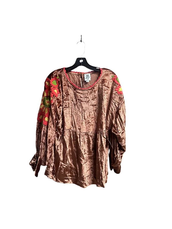 Top Long Sleeve By Ivy Jane In Brown, Size: S