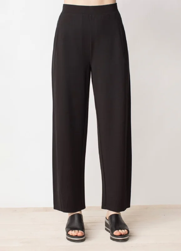 Liv Ponte Straight-Pocket Pant